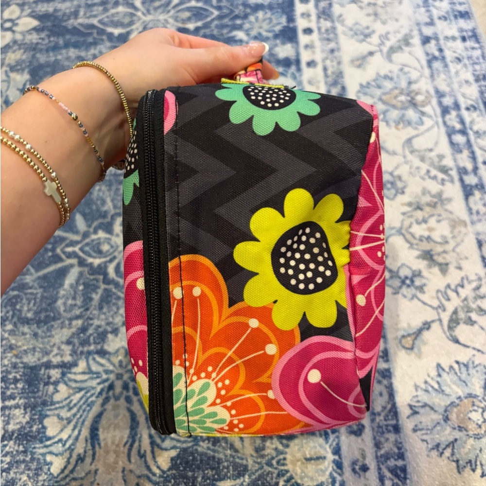 Vera Bradley Lunch Bag Floral “Ziggy Zinnia” - Picture 5 of 8